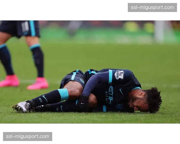 西甲争冠天平48小时戏剧性反转，巴萨登顶皇马遭绝杀